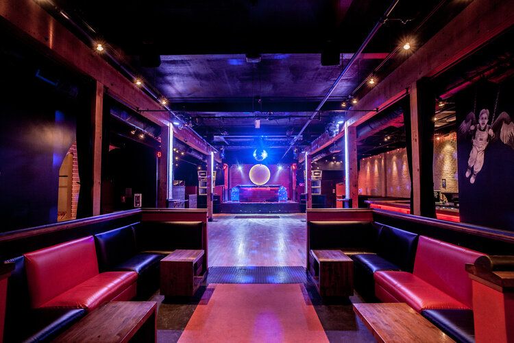 FORTUNE-DANCEFLOOR-WIDE.jpg